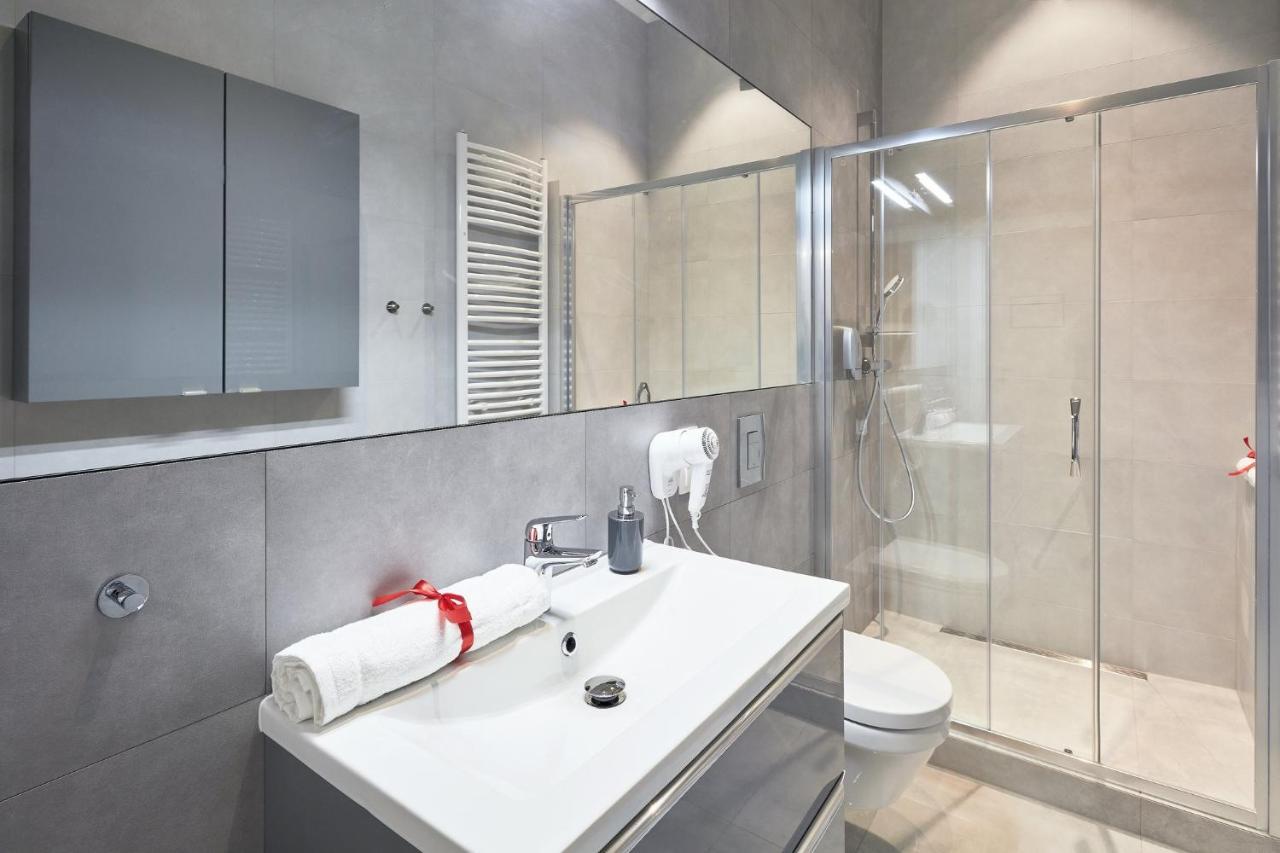 Royal Aparthotel Piotrkowska 116 우치 외부 사진